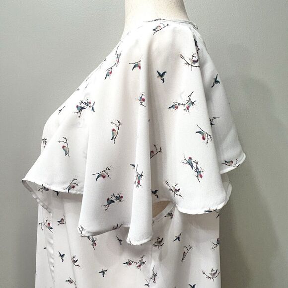 Torrid Top Women's 3 3X White Cottagecore Boho Beachy Birds Criss Cross Flutter - Picture 4 of 14